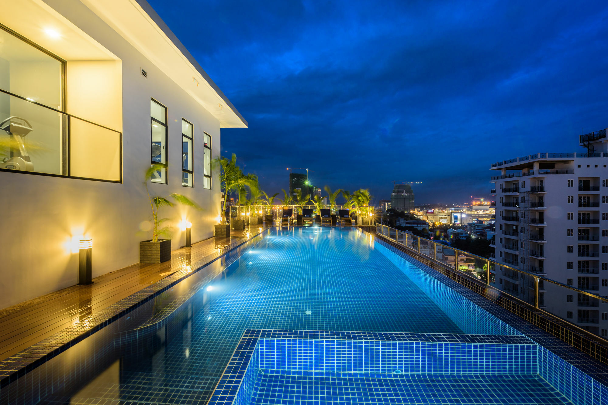 Mansion 51 Hotel & Apartment Phnompenh Exteriér fotografie